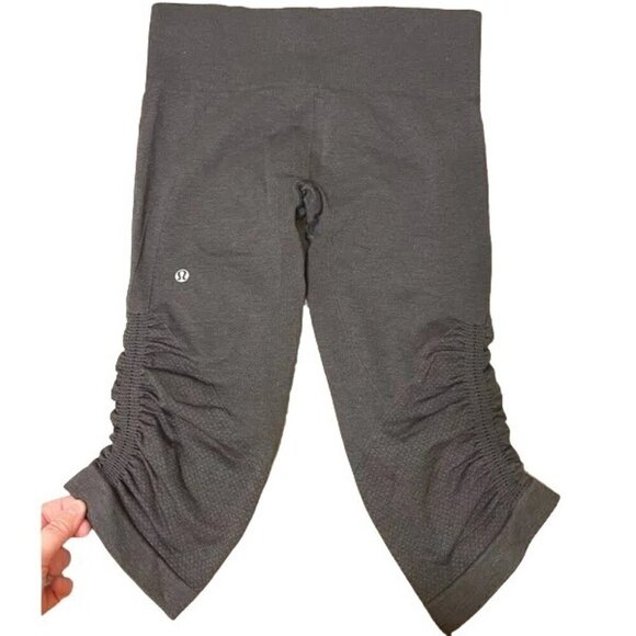 Lululemon Ebb to Street Gray Seamless Capri Leggings - Picture 4 of 5